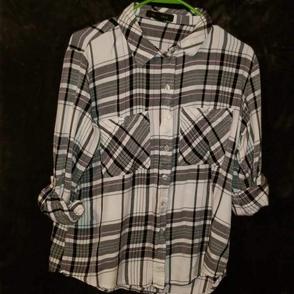 SUPER CUTE OVER SIZE FLANNEL